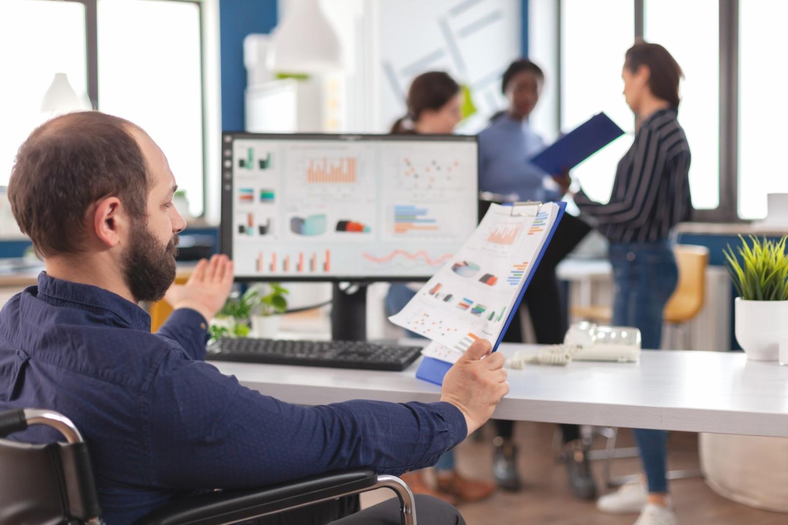 Ambiente di lavoro collaborativo per lo sviluppo di competenze avanzate